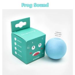 Home Pet Smart Cat Toys Interactive Ball (Color: Green, type: Pets)